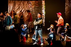 亚洲唯一！中国男中音孔祥沣出演歌剧《爱的甘醇》图片