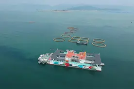 休闲垂钓 品尝海鲜 感受海上日出日落 “闽投1号”入列福州“海洋牧场”图片