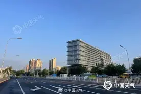 北京今天最高气温将回升至30℃ 西部北部仍有雷阵雨图片