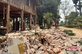 缅甸7.7级地震：老桥受损建筑物倒塌，伤亡情况核实中！（图）图片