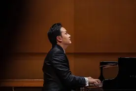 全场沸腾！B站动漫钢琴曲之“神”空降琴台音乐厅图片