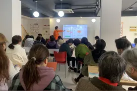 “老伙伴”学习新技能，赋能志愿服务图片
