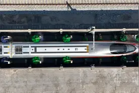 镜观中国·新华社国内新闻照片一周精选｜“黑科技”助力 高铁“4S店”保障智能动卧服务春运（4）图片