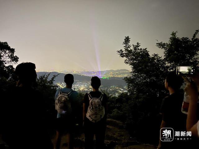 潮声丨月亮走我也走，夜爬中的别样风景