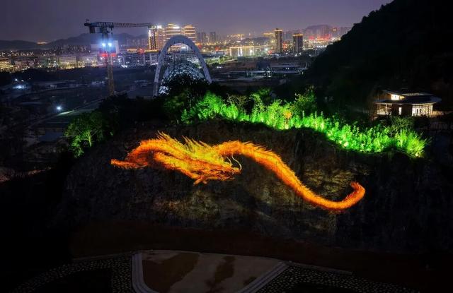 面积达1.2万平方米！温州“崖壁森林剧场”启幕！这里将成为一个多功能的户外影院与音乐舞台