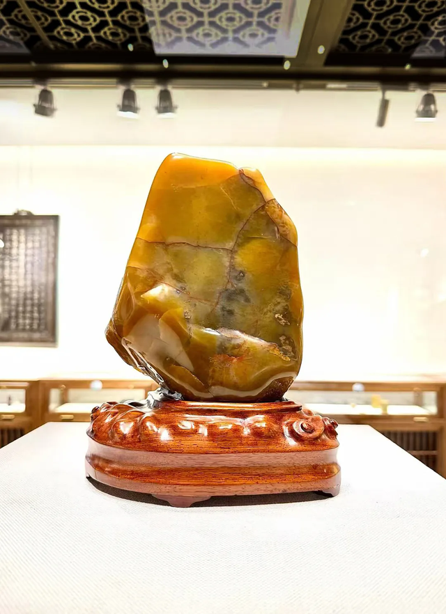 “北京荣宝2025秋拍精品展”在京开展