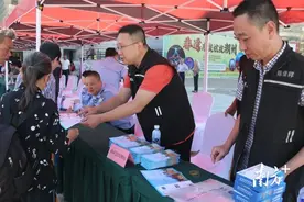 讲安全会应急，潮州举办2025年防灾减灾日宣传活动图片