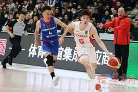 男篮亚洲杯预选赛在西安举行 中国男篮31分大胜蒙古男篮图片