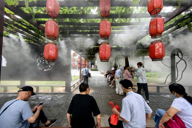 巩义：景区多措并举施“凉”策