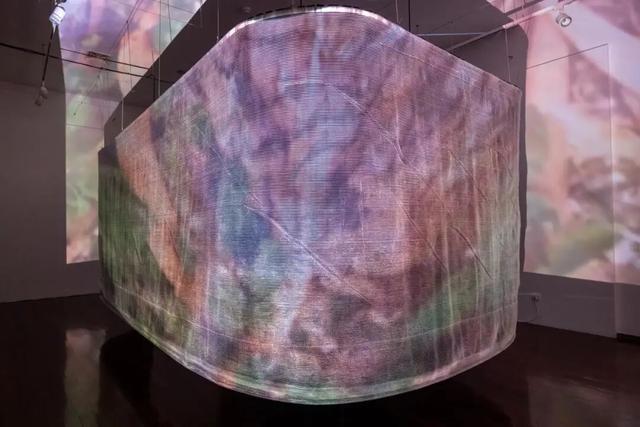 去大西洋，一直游到艺术的丰饶之海