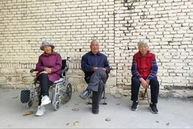 济南耄耋老人的幸福生活：人要知足心要宽，不用补品也精神图片