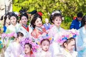 济南何以成“诗”，又成“远方”图片