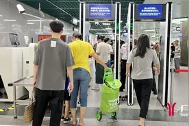 带大闸蟹可以搭广州地铁吗？可以图片