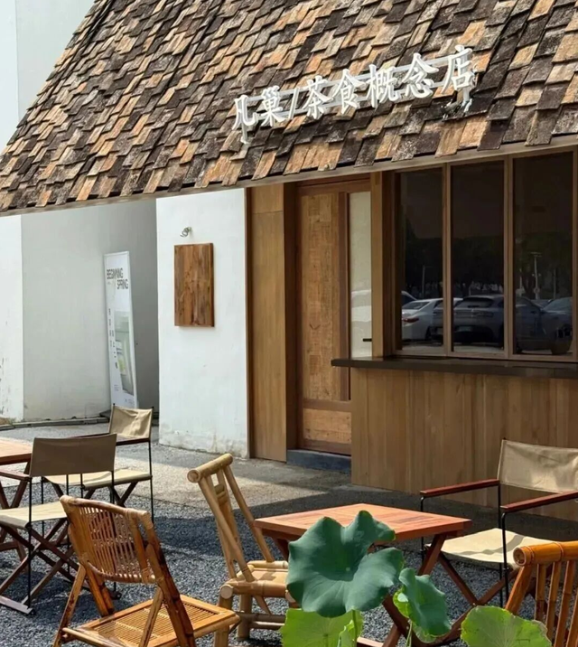 免费逛！郑州这9条特色街区，值得反复打卡→