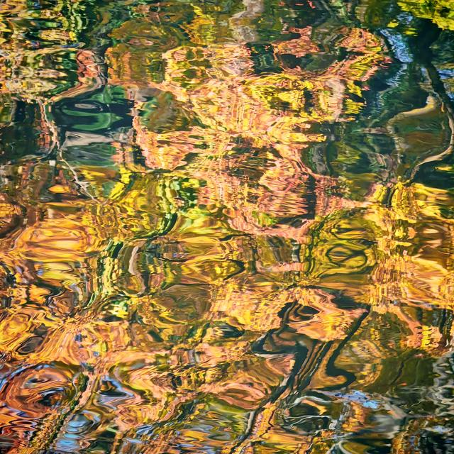 北京颐和园：斑斓涟漪胜似山水画卷