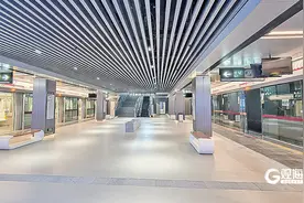 “地铁站”搬进青岛楼房！还有警察局、医院、学校......咋回事儿？图片