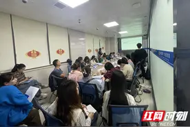 平江县税务局纳税人学堂“开讲啦”图片