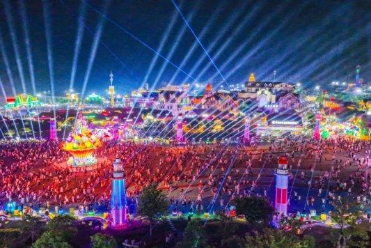 越夜越璀璨！速领青岛西海岸新区金沙滩啤酒城追光指南