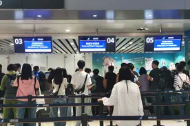 雷雨天气为什么不能飞？航班延误怎么办？出行提醒请收好！图片