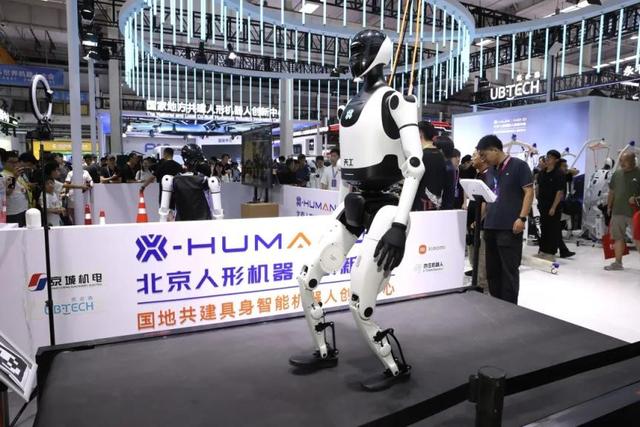 全世界的机器人，来北京了！