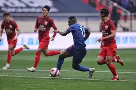 新赛季首冠诞生，申花1：0战胜海港图片
