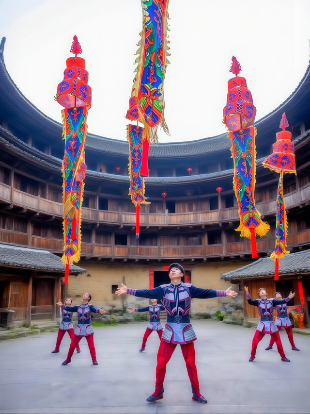 百场非遗大戏！龙岩永定土楼的中秋国庆打开方式→