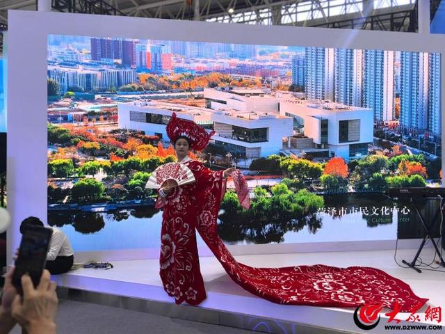郓城剪纸惊艳亮相2025中国文化旅游产业博览会