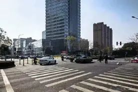 SU7试驾时和电动自行车碰撞发生伤人事故，小米刚刚回应图片