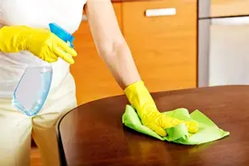 热闻|万万没想到！大爷年前大扫除竟惹出这种病，做家务时有些细节要注意图片