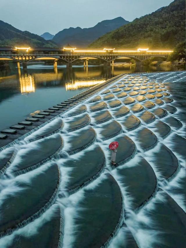 暴降20℃！杭州这里涌入上万人！“一待就是一整天”