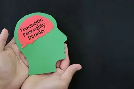 最近这么火的NPD到底是啥意思？遇见了真的要“快逃”吗？图片