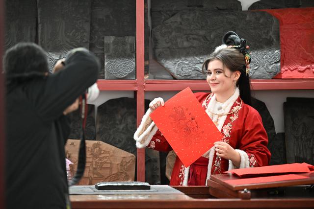 冬日逛古镇 乐享慢时光