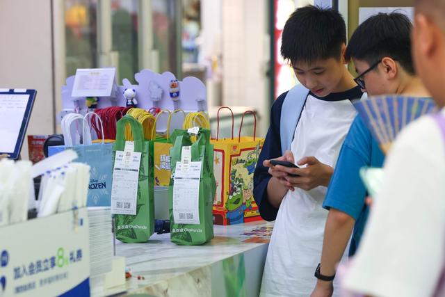 外卖大战背面故事：举步维艰的火锅店与倔强反抗的川菜馆