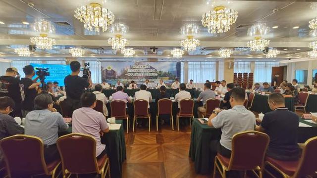从辰山草地音乐会到杨浦滨江工业遗存、徐汇西岸艺术博览会……未来，越来越多生态空间将“搭载”文化价值