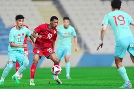 中国男足最后一场热身赛大胜，还被阿联酋第二级别球队打进两球图片