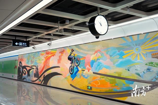 人人人！黄江地铁新“顶流打卡点”出现了！