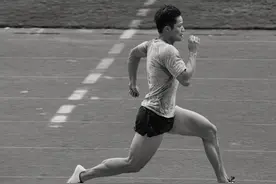 奥运冠军退役后的工作：当教授当裁判或赛事解说，直播带货图片