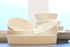 用开水烫餐具到底有没有必要？附家用餐具消毒指南→图片