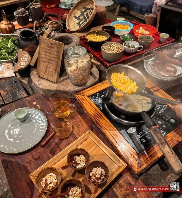 我们的节日·七夕丨有戏！大作家与莽山约会