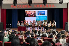 非遗文化进校园 海菜腔、烟盒舞“走进”昆明市艺术学校图片