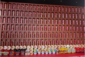 辛拉面拓霸新品首发：“奶嘶辣”颠覆味觉，重新定义辣味拌面赛道图片