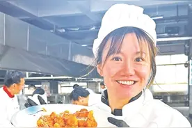 佟洁琼：人生就像颠勺 90后清华女硕士到蓝翔学厨艺“回炉”再造重启人生图片