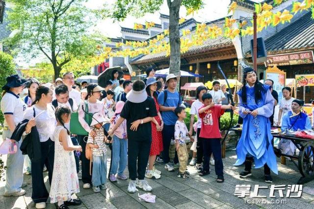 组图｜赏大戏看飞天，铜官窑国风乐园快乐无边