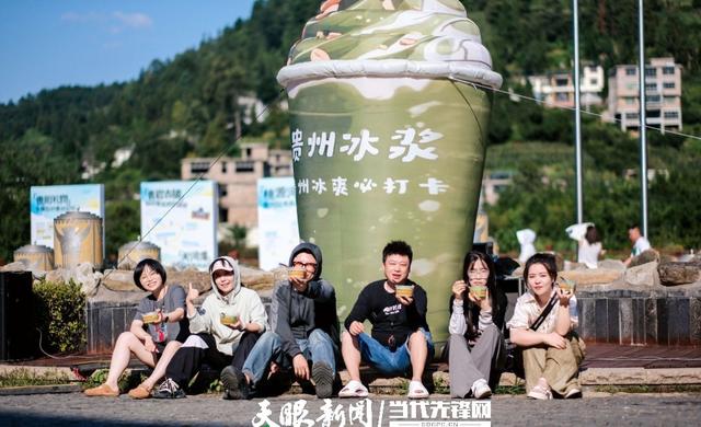 【不一样的生态游】“漂”出新花样：享受“矿泉水”里的“清凉经济”