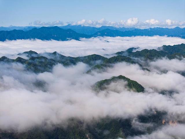 保康：云海秘境 诗意山川