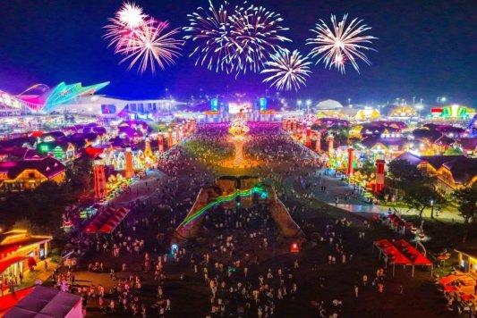 越夜越璀璨！速领青岛西海岸新区金沙滩啤酒城追光指南