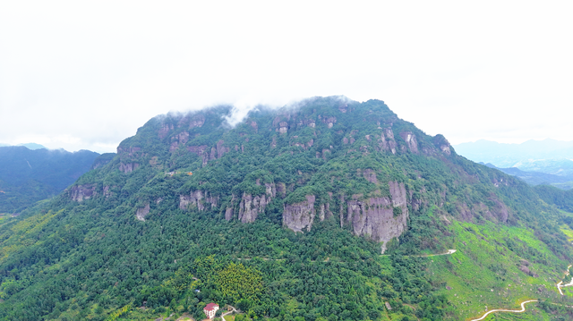 这个国庆来闽清白岩山！登高望云海、寻古寺钟声，美到封神——