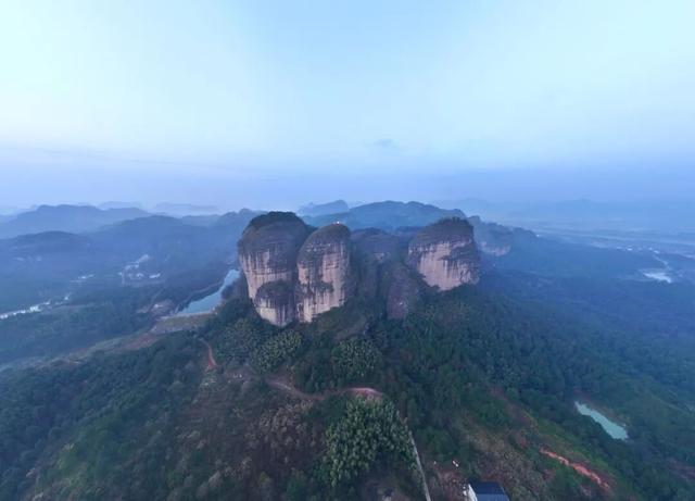 谁说冬天只有冷？龙虎山第一个不服！
