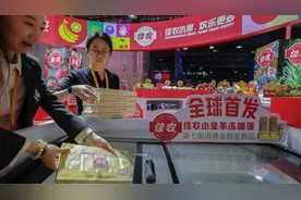 中国人去东南亚种榴莲，一个热带水果引发的千亿级产业热图片