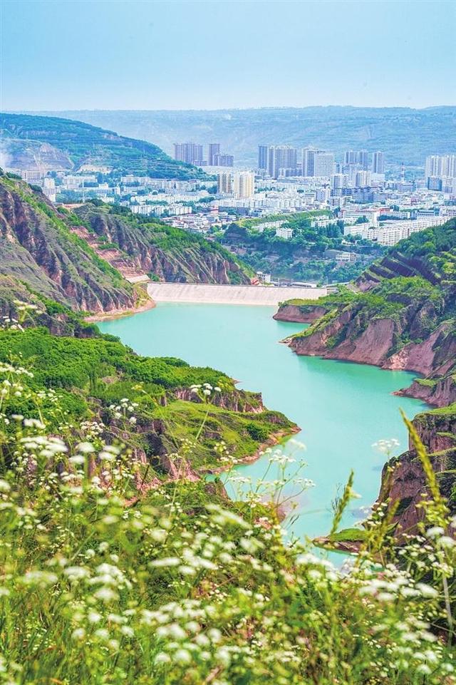 黄河水润董志塬 水利史上铸丰碑——陕甘宁盐环定扬黄甘肃专用工程及配套工程建设纪实